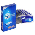 لزقات تبيض الاسنان